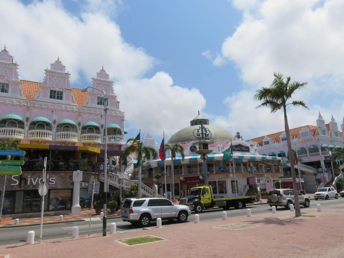 Palmita Hotel Hostel Oranjestad Eksteriør bilde
